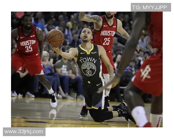 火箭与爵士第一节精彩回顾分析球员表现与战术对决全景展现